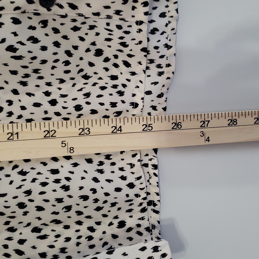 Pleione Animal Print Button Up Blouse Medium Cream Black Office Career Work - Picture 5 of 7